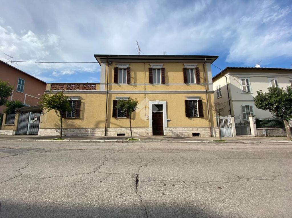 Appartamento in vendita a Terni via Piave, 81
