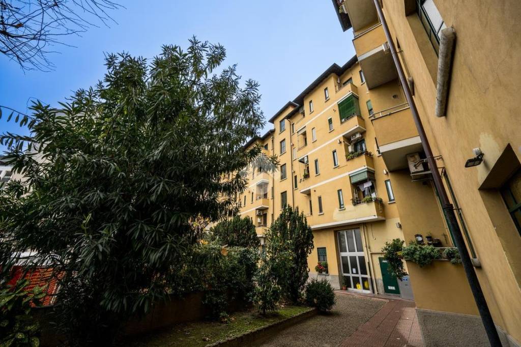Appartamento in vendita a Milano via Tertulliano