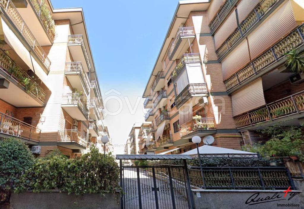 Appartamento in vendita a Roma via Collatina