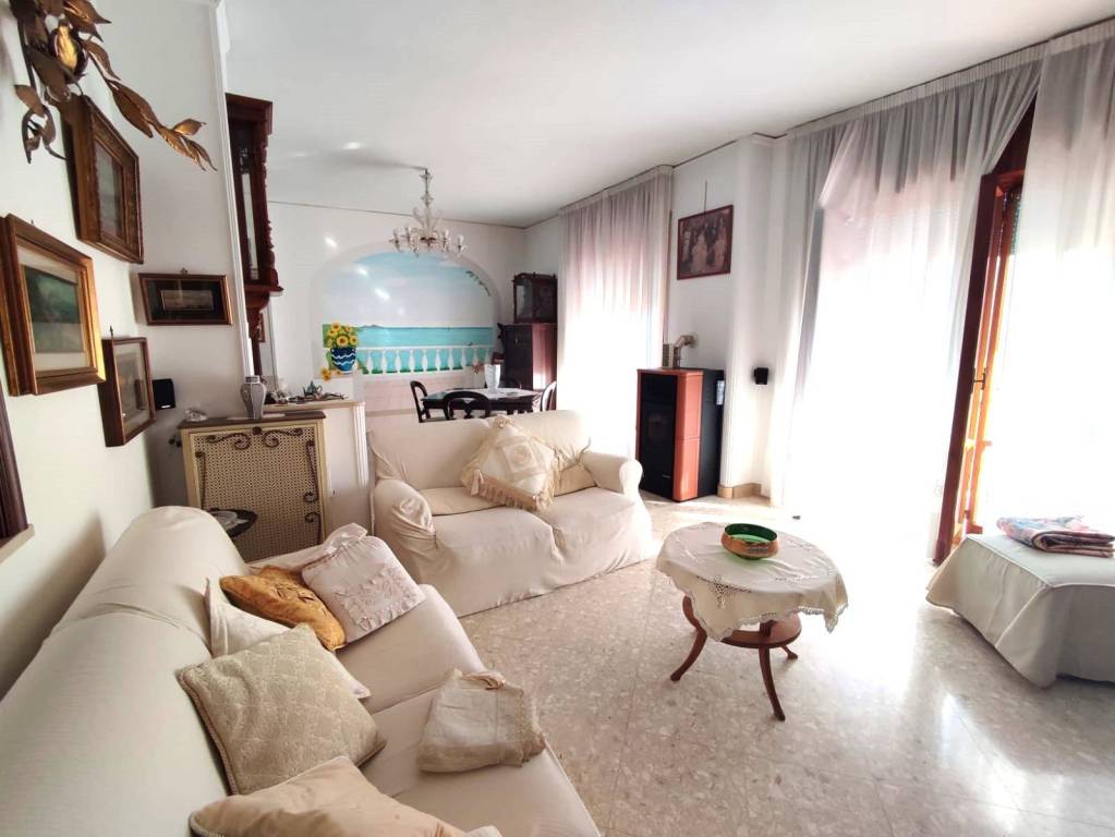Appartamento in vendita a Torre del Greco via Cimaglia
