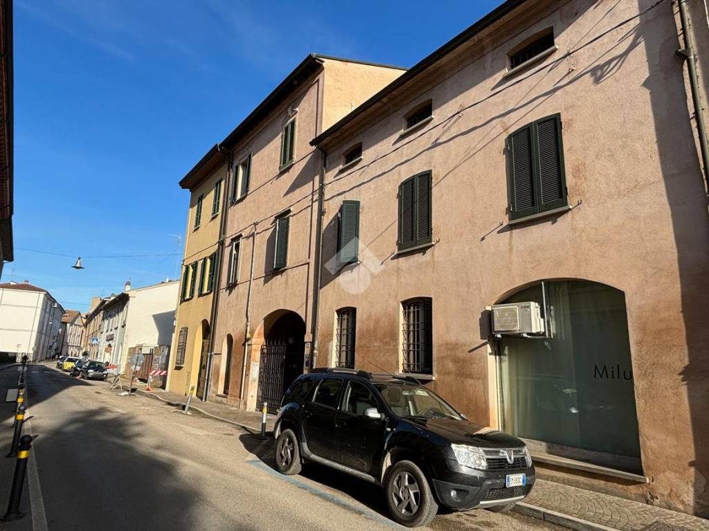 Appartamento in vendita a Lugo via Giuseppe Garibaldi, 29