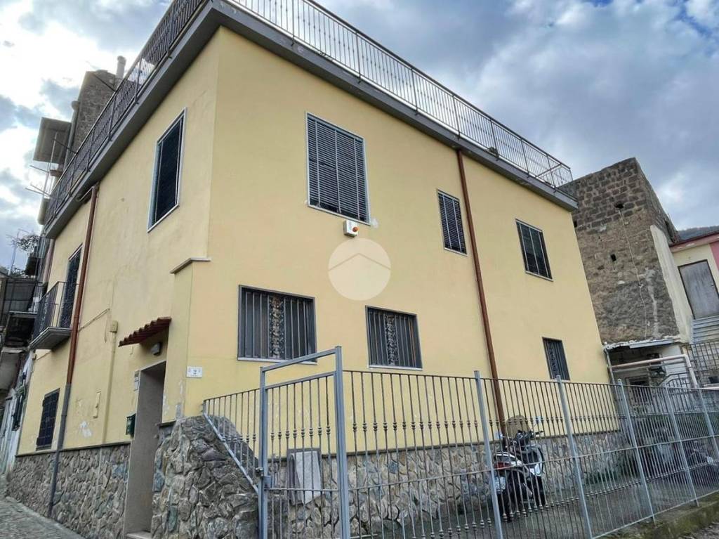 Villa in vendita a Castellammare di Stabia via Mezzapietra
