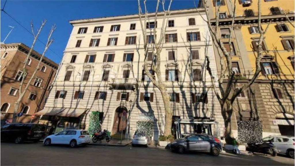 Appartamento all'asta a Roma via Merulana , 130