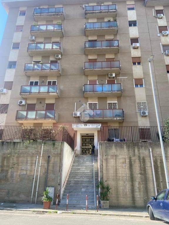 Appartamento in vendita a Palermo via bronte, 72