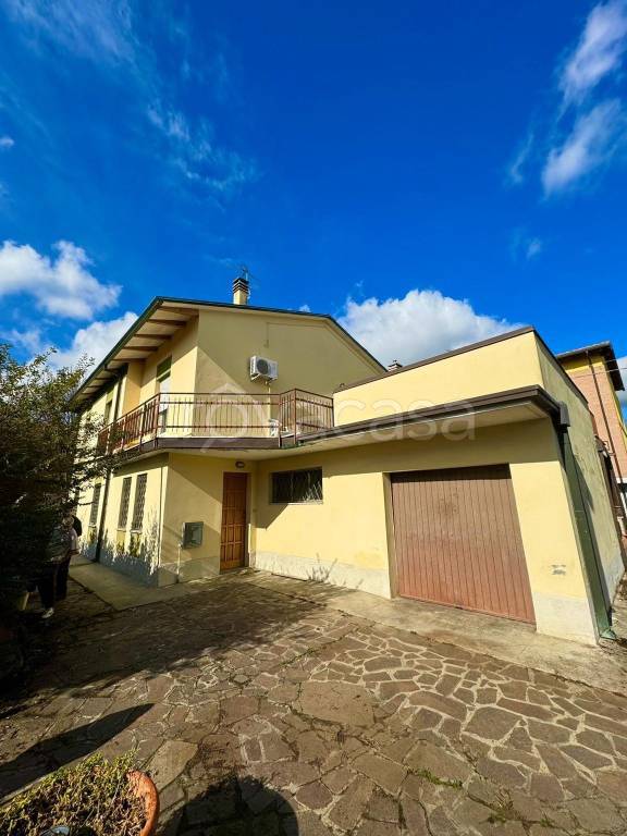 Villa Bifamiliare in vendita a San Felice sul Panaro via 20 Settembre, 3