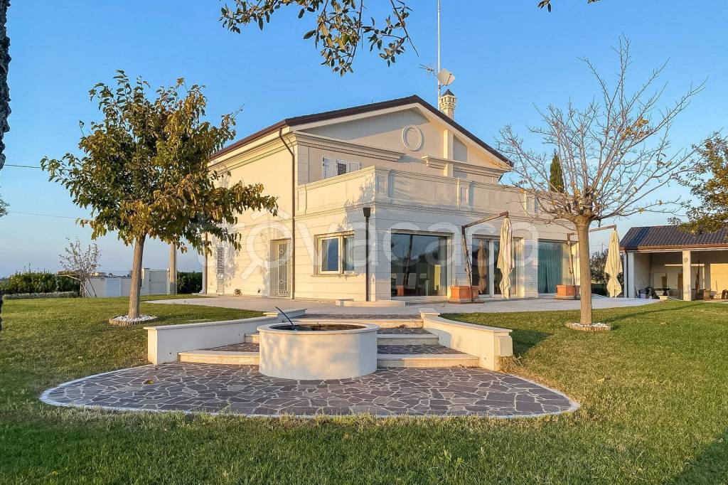 Villa in vendita a San Clemente via Puglie, 49