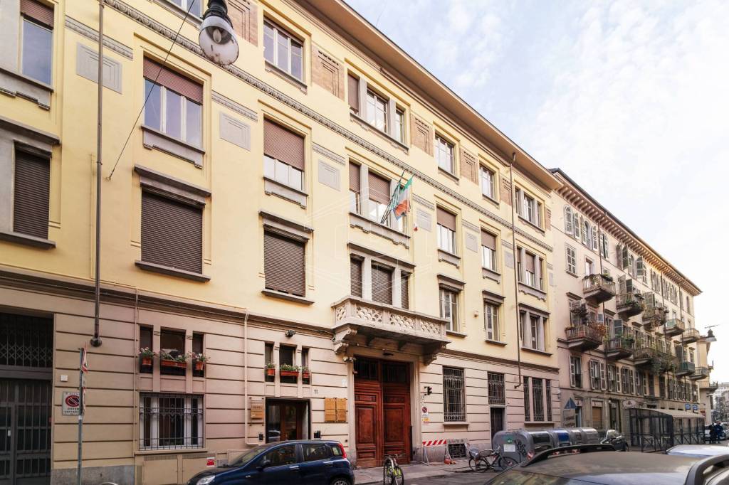 Appartamento in vendita a Torino via Sant'Anselmo, 11