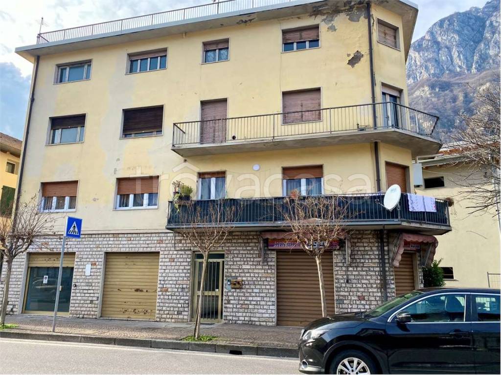 Appartamento in vendita a Darfo Boario Terme via Roccole, 49