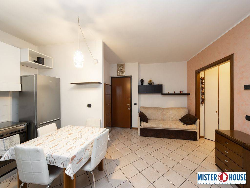 Appartamento in vendita a Muggiò via Italia, 82