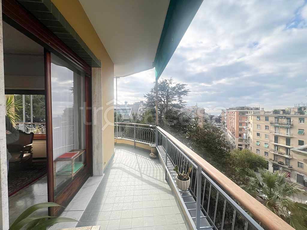 Appartamento in vendita a Genova via dei Tassorelli, 4