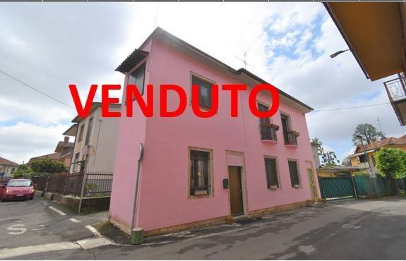 Casa Indipendente in vendita a Busnago via Matteotti, 4