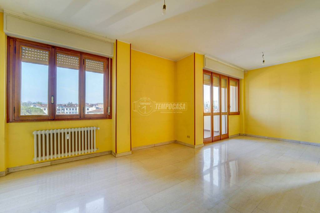 Appartamento in vendita a Sesto Calende via Piave