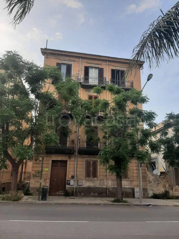 Intero Stabile in in vendita da privato a Palermo corso Calatafimi, 243