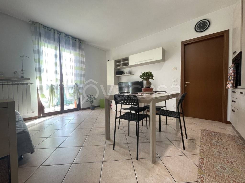 Appartamento in vendita a Coccaglio via Arturo Benedetti Michelangeli, 28