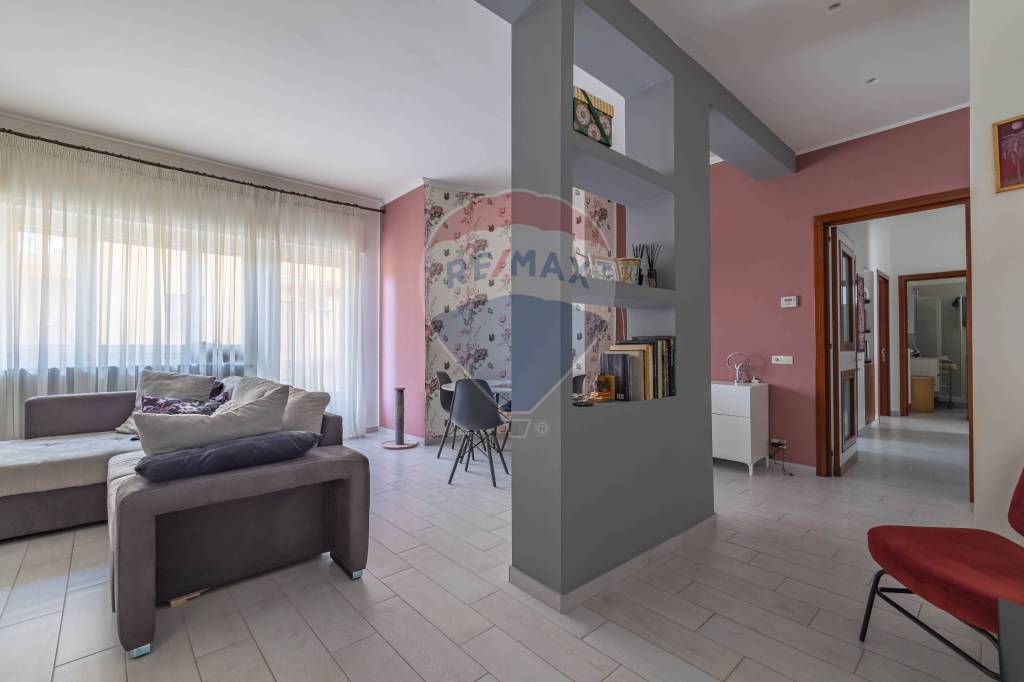 Appartamento in vendita a Bari corso Benedetto Croce, 174