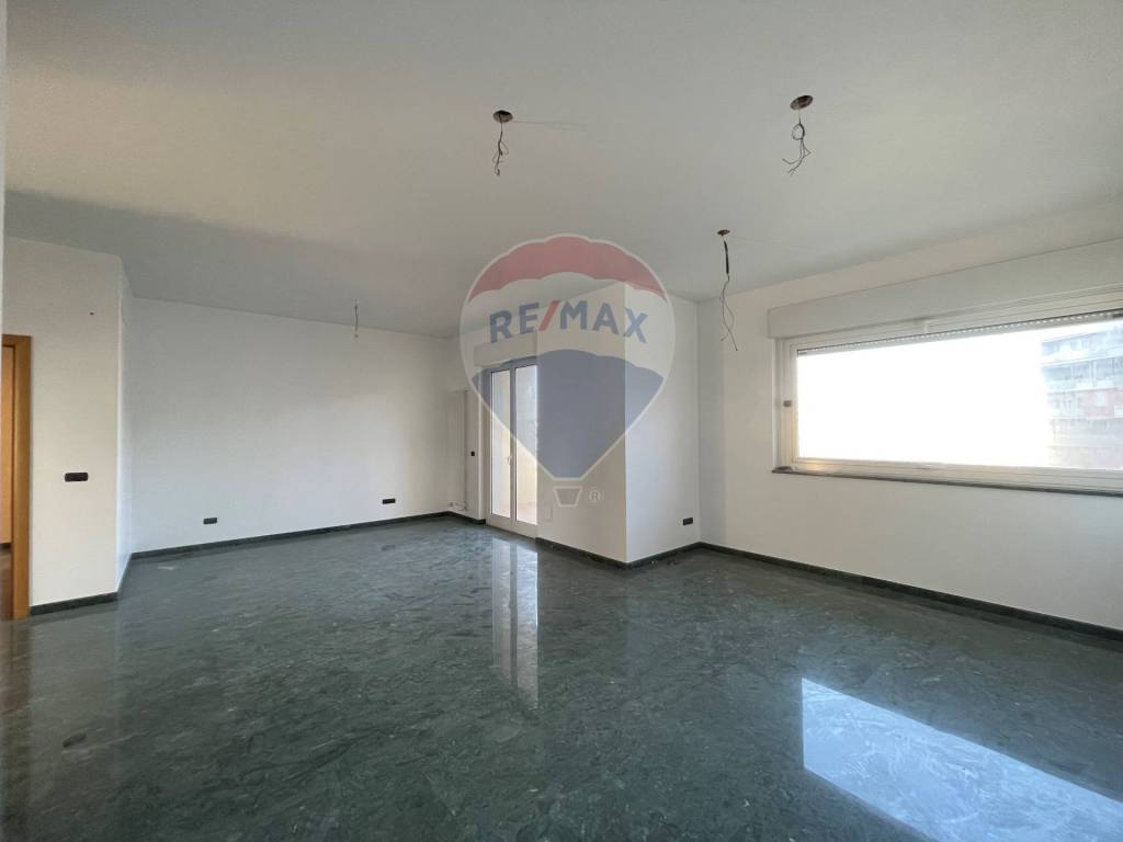 Appartamento in vendita a Bari via Fratelli de Filippo, 23