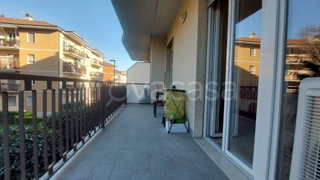 Appartamento in affitto a Bergamo via Luigi Testa, 3
