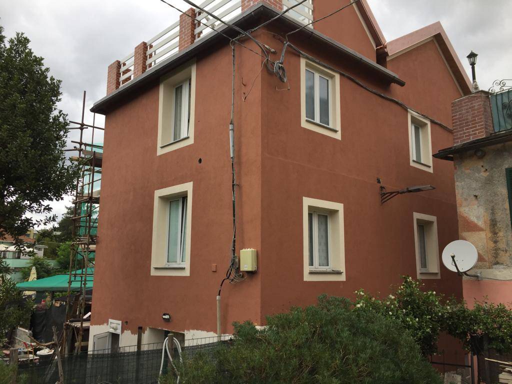 Villa Bifamiliare in vendita a Genova passo Canova di Fontanegli, 3