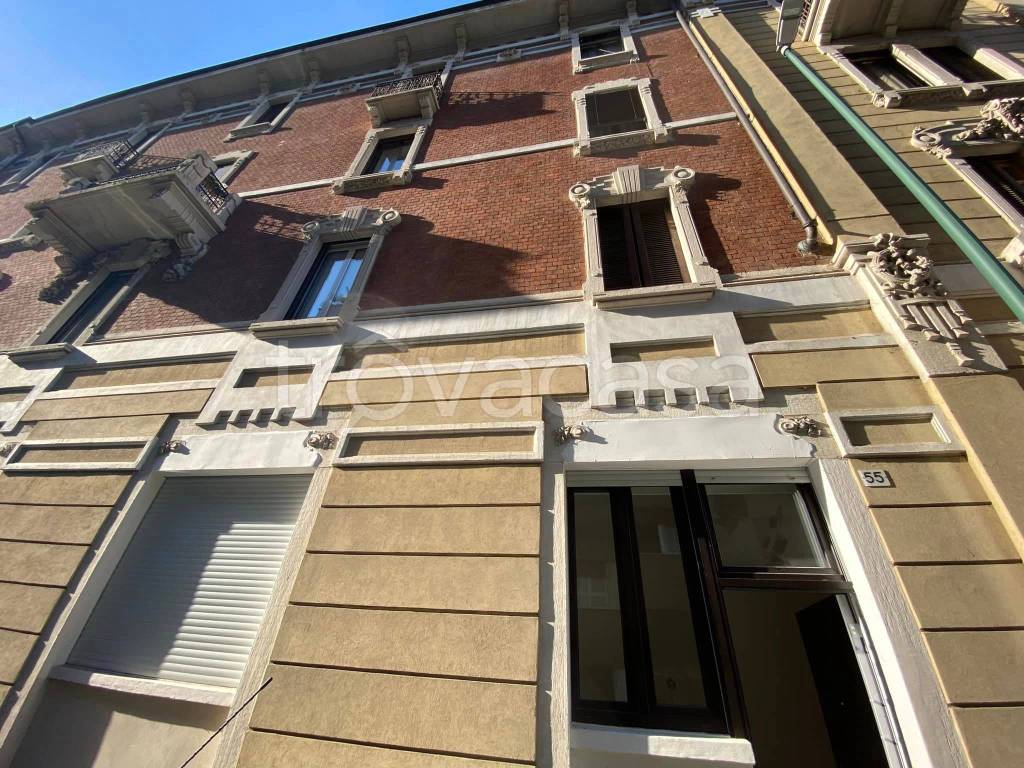 Appartamento in vendita a Sesto San Giovanni via Carlo Cattaneo