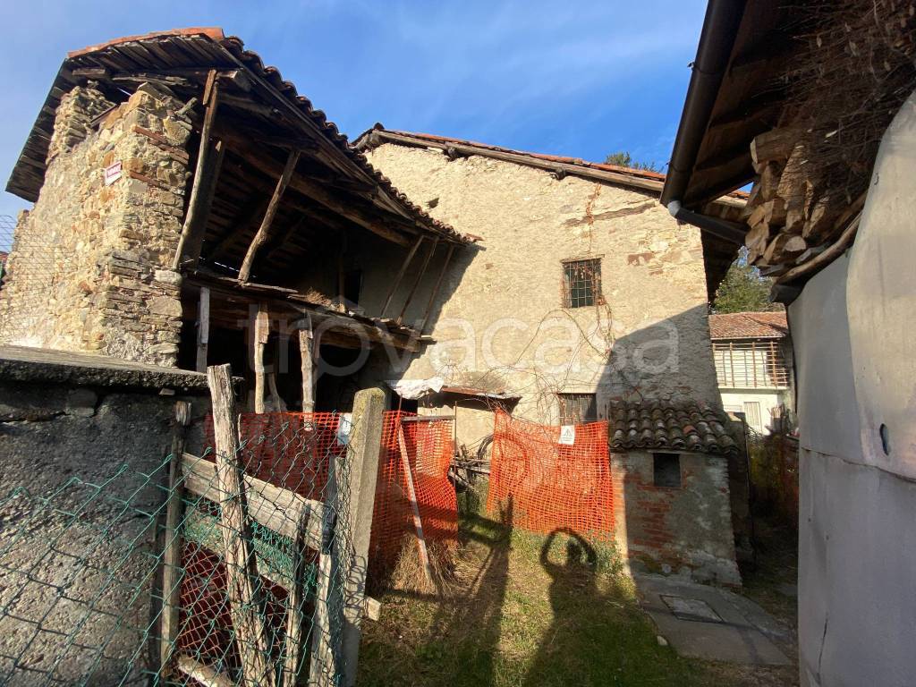 Casa Indipendente in vendita a Monte Marenzo