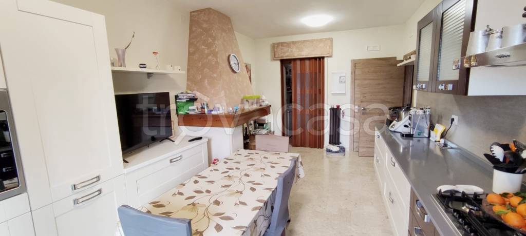 Appartamento in vendita a Conversano via Roma, 18