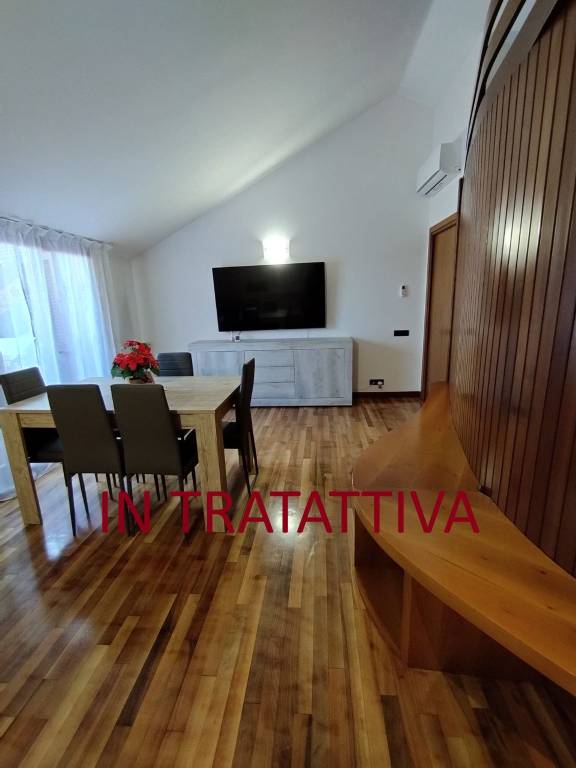 Appartamento in in vendita da privato a Robbiate via Giuseppe Mazzini, 16