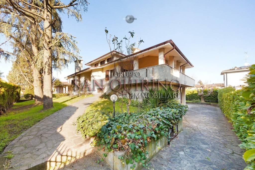Villa Bifamiliare in vendita a Sassuolo viale Cherubini, 33