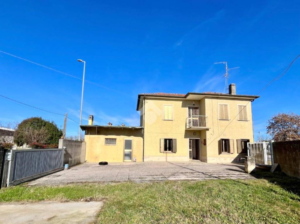 Casa Indipendente in vendita a Lestizza via Gorizia, 59