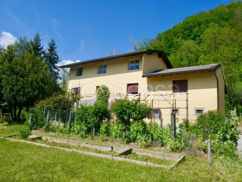 Villa in vendita a Castelnovo del Friuli