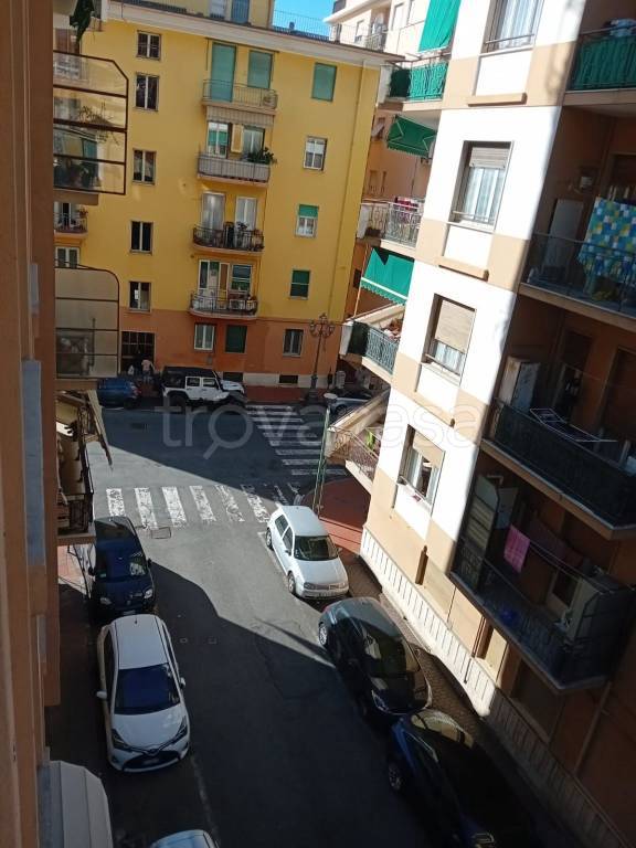 Appartamento in in vendita da privato a Ventimiglia via Carso, 15