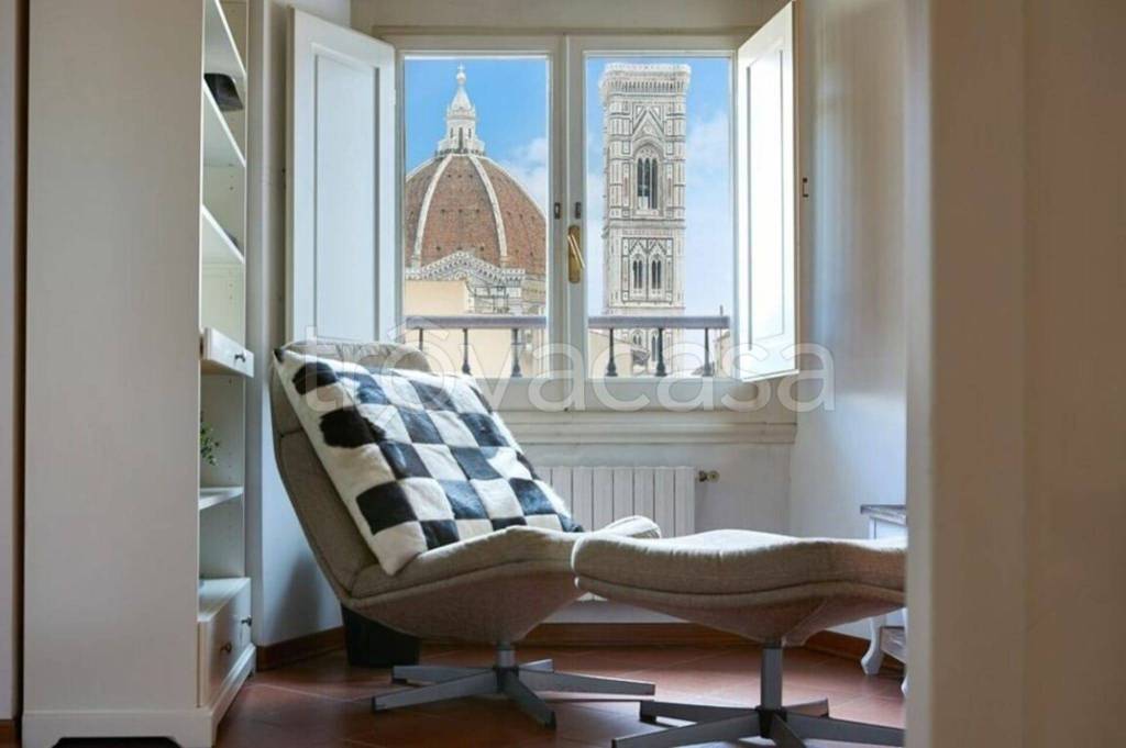 Appartamento in affitto a Firenze via dei Rondinelli