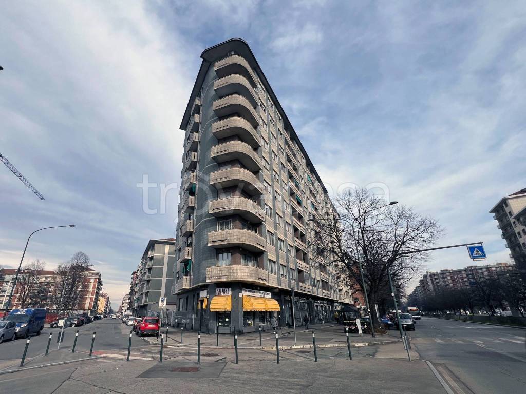 Appartamento in vendita a Torino corso Orbassano, 260