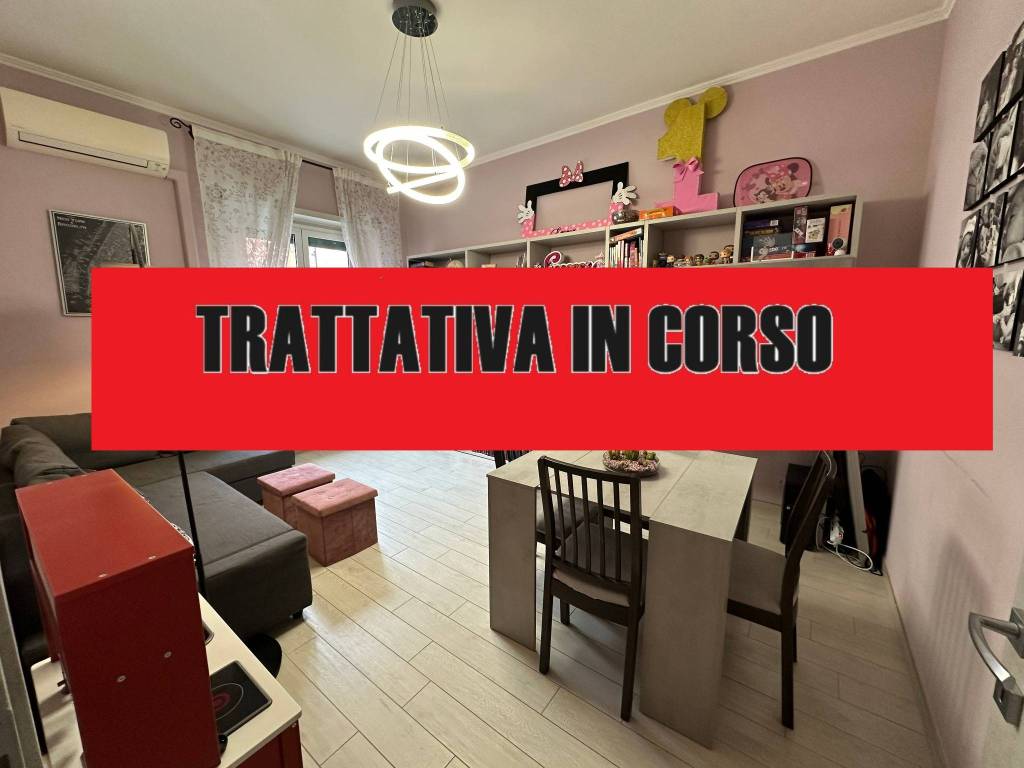 Appartamento in vendita a Roma via Capraia, 14
