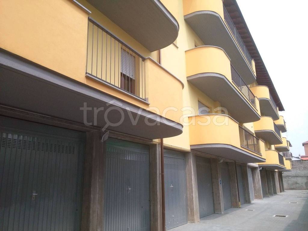 Garage in vendita a Vigevano via Aspromonte, 1