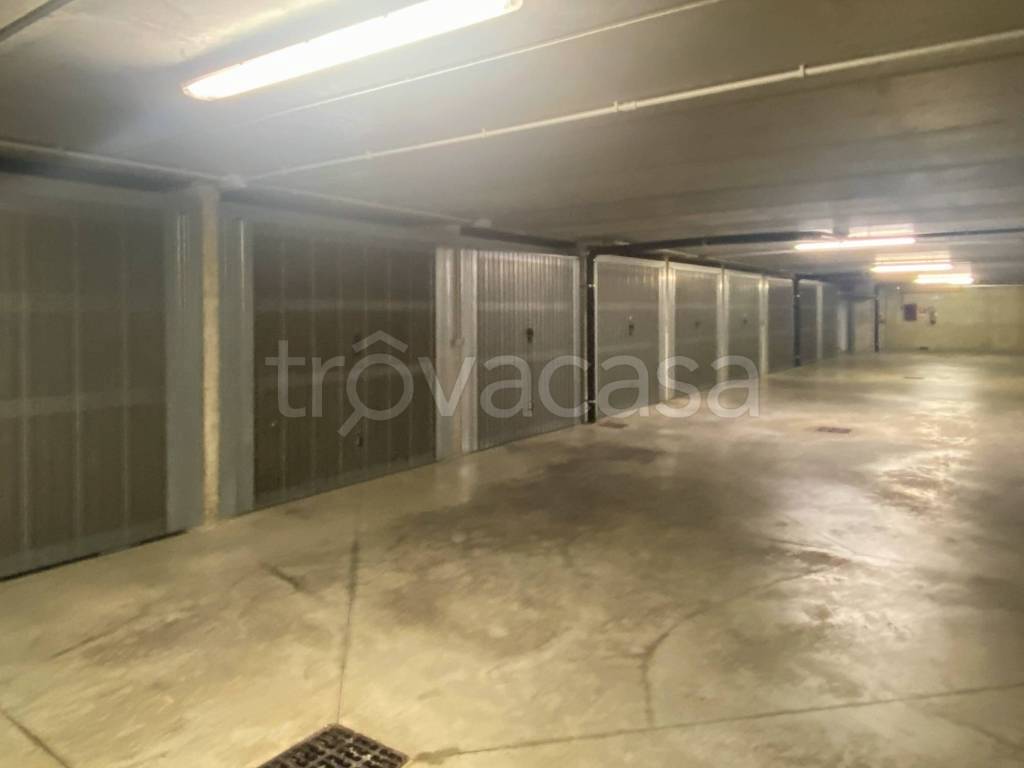 Garage in vendita a Collegno via Luigi Einaudi, 6