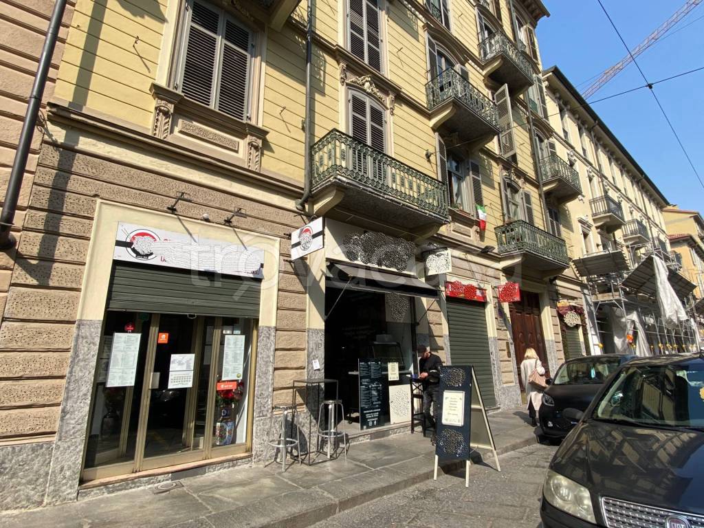 Pizza al taglio/Fast Food/Kebab in vendita a Torino via Madama Cristina, 32