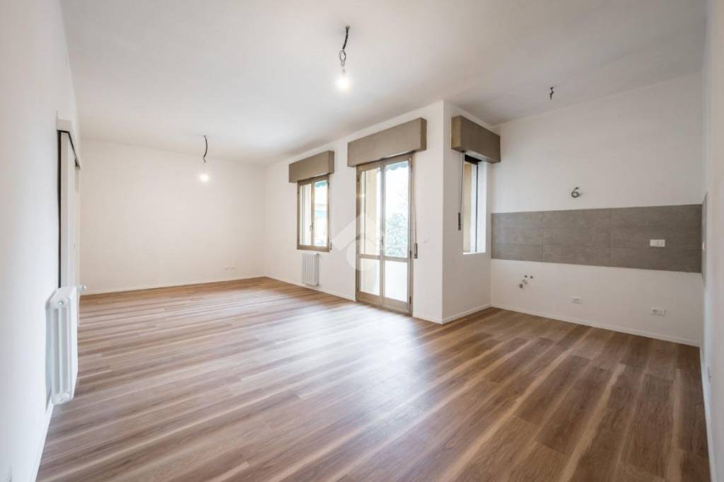 Appartamento in vendita a Zola Predosa via Roma, 5