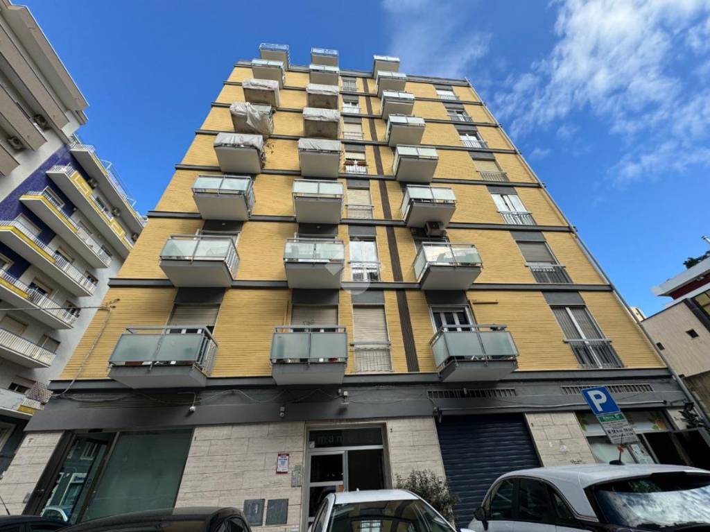 Appartamento in vendita a Bari via goffredo mameli, 3