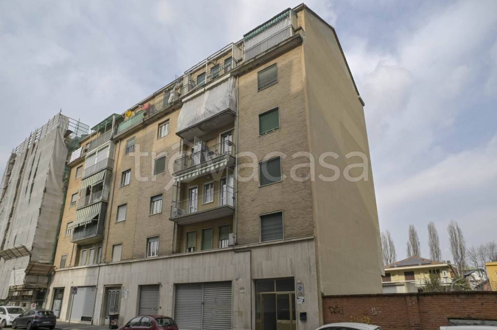 Appartamento in vendita a Torino via Riccio Camillo, 6
