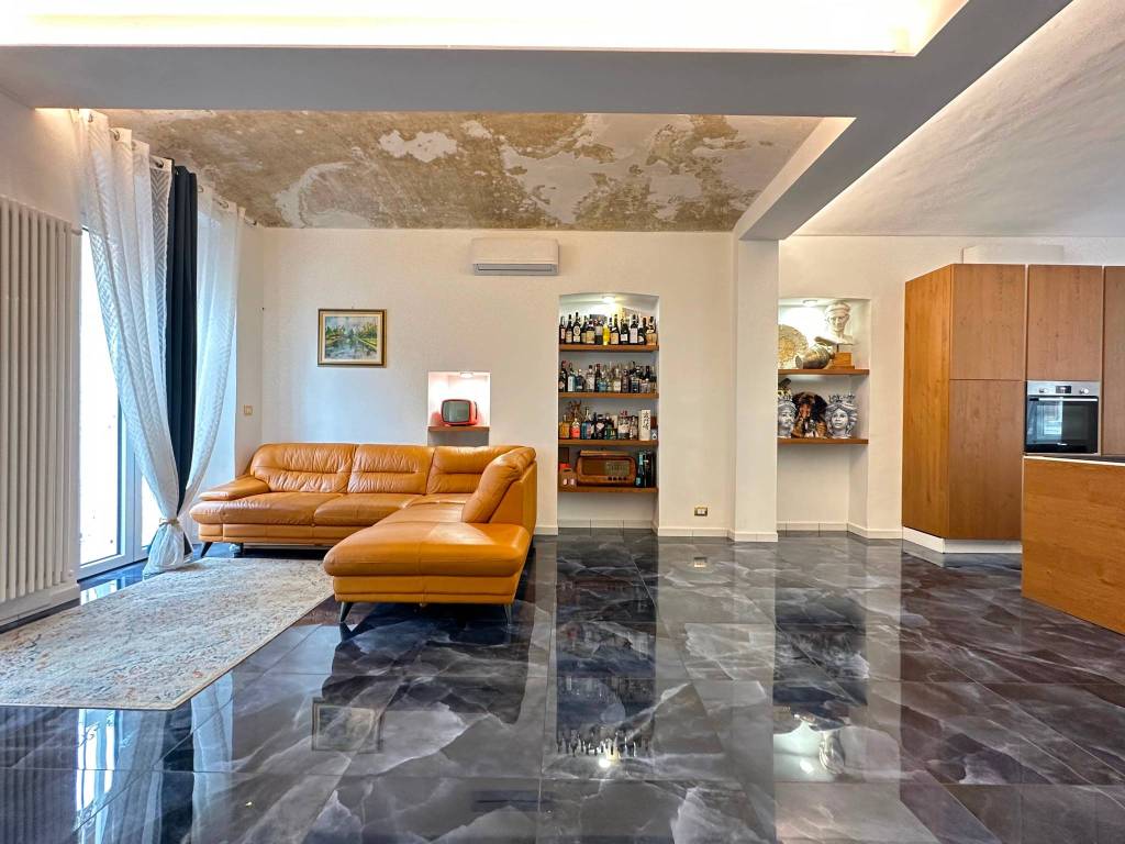 Villa in vendita a Torino via Lessolo, 29