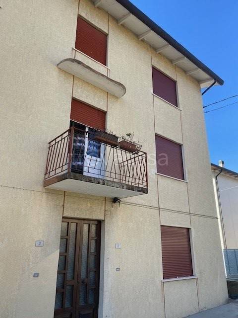 Casa Indipendente in vendita a Zugliano via Pasubio