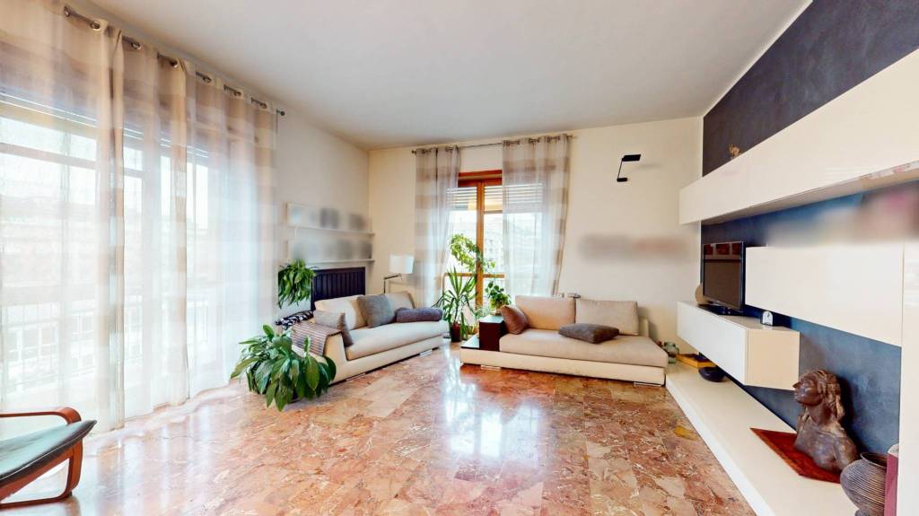 Appartamento in vendita a Torino via Filadelfia 124