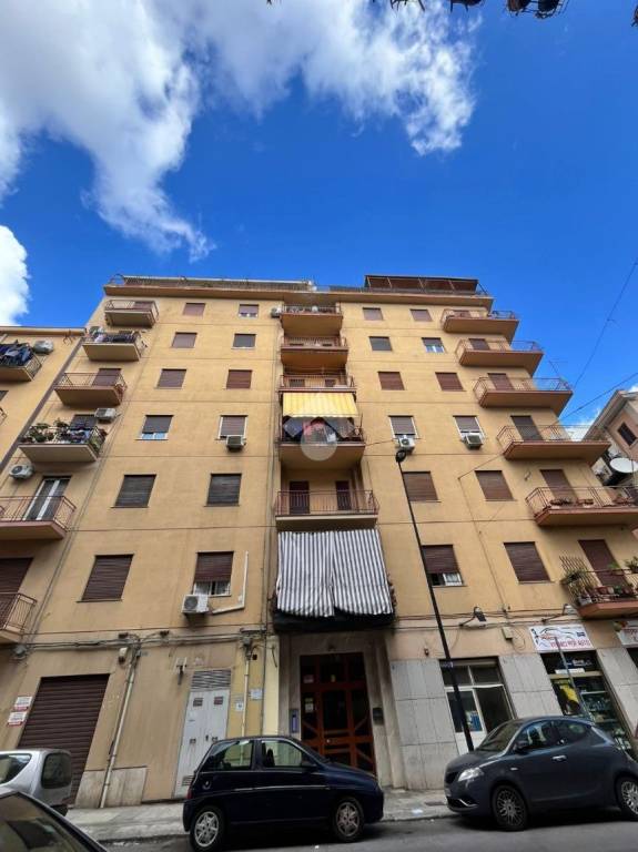 Appartamento in vendita a Palermo via Salvatore Morso, 3