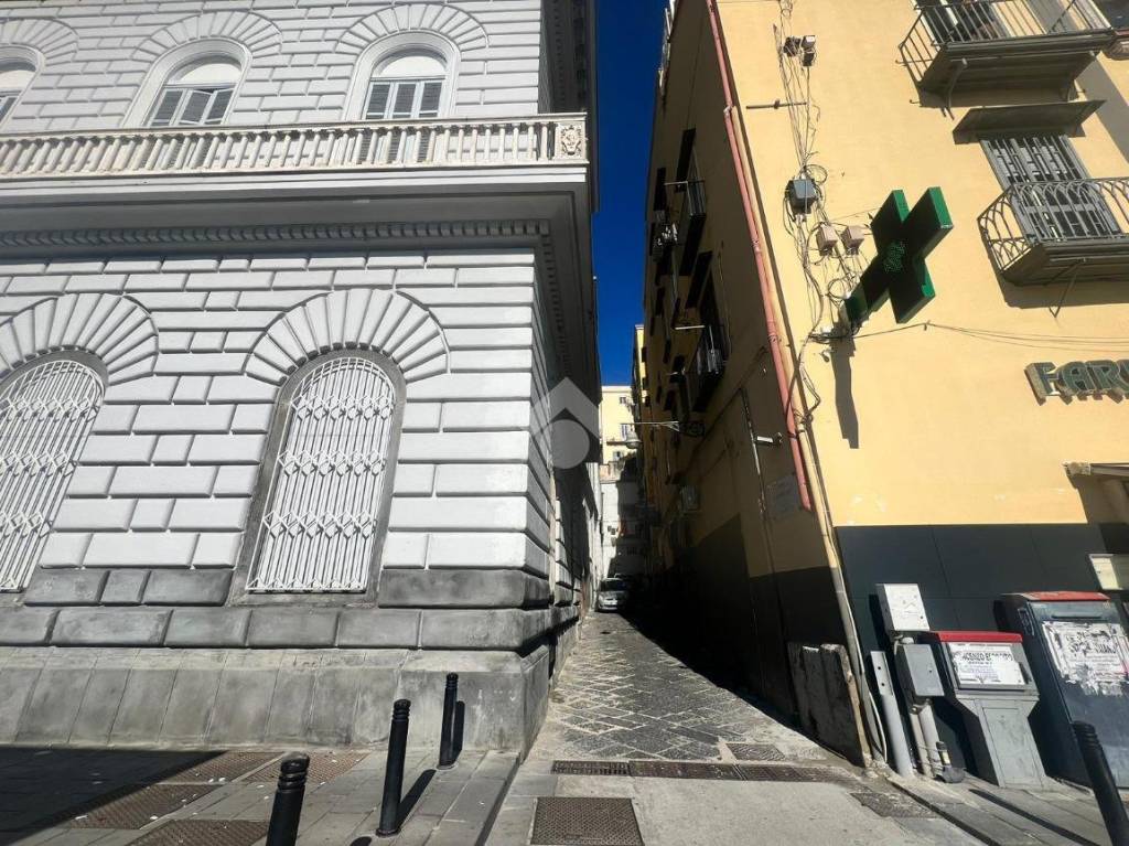 Appartamento in vendita a Napoli vico antonio serra, 19