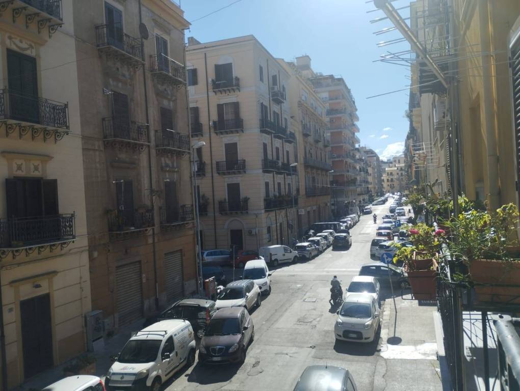 Appartamento in vendita a Palermo via Giuseppe la Masa