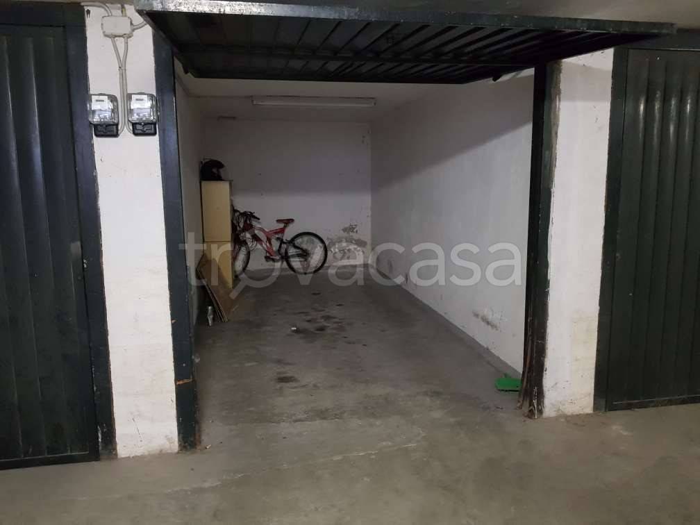 Garage in vendita a Torino corso Tazzoli, 170