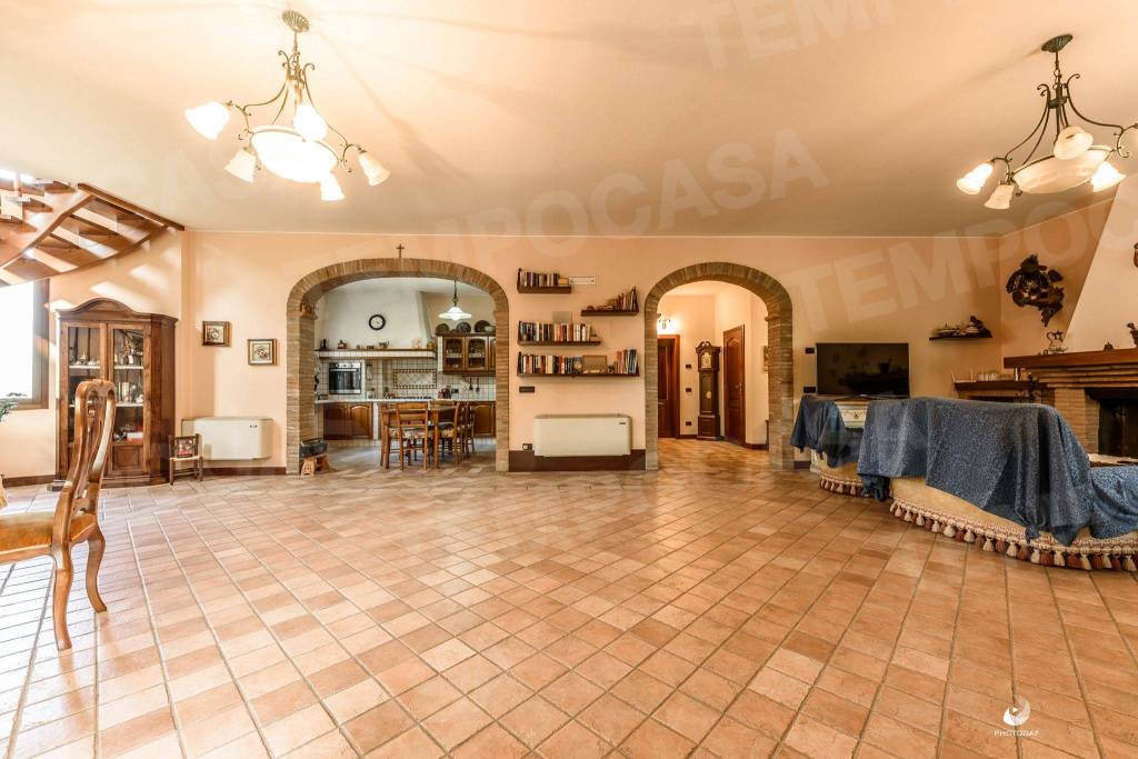 Villa in vendita a Bomporto via Panaria Bassa 16