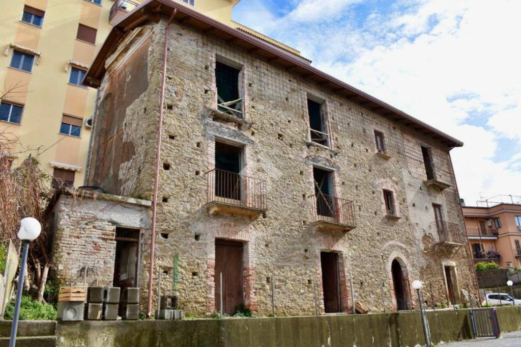 Villa in vendita a Paola via Nazionale, 147