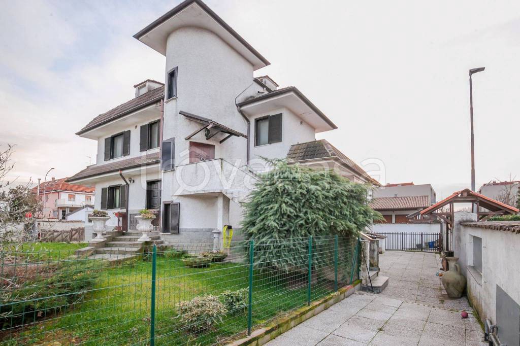 Appartamento in vendita a Cisliano via Alessandro Manzoni 1