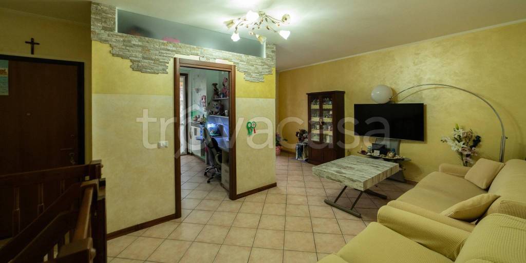 Appartamento in vendita a Vermezzo con Zelo via Emilia, 30